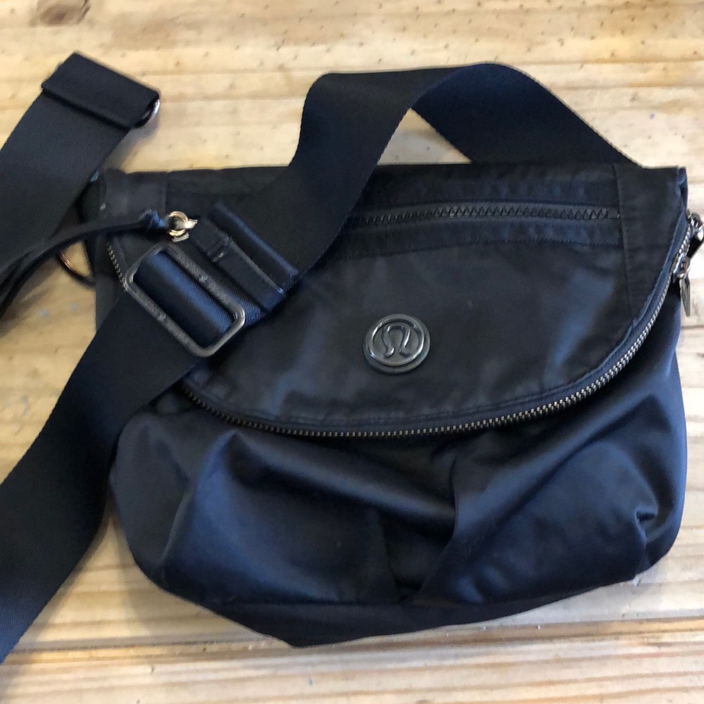 Lululemon crossbody bag